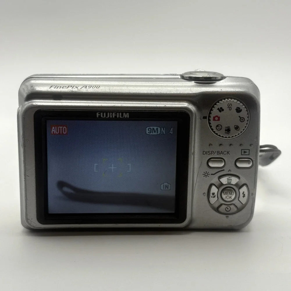 FUJIFILM FinePix A900 9.0MP Digital Camera - Point & Shoot - Tested Works READ